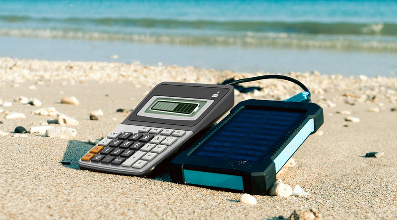 How to charge solar battery calculator?