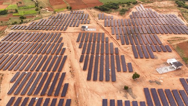 How Solar Power Reduces Carbon Footprint