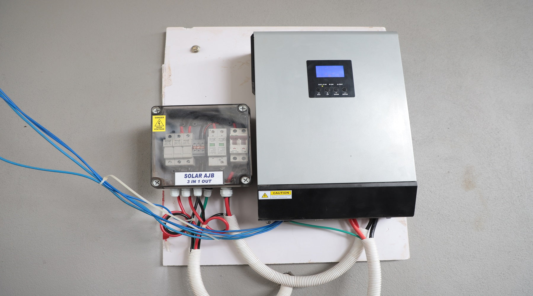 How many solar panels for 3kw and what kind of inverter do I need?
